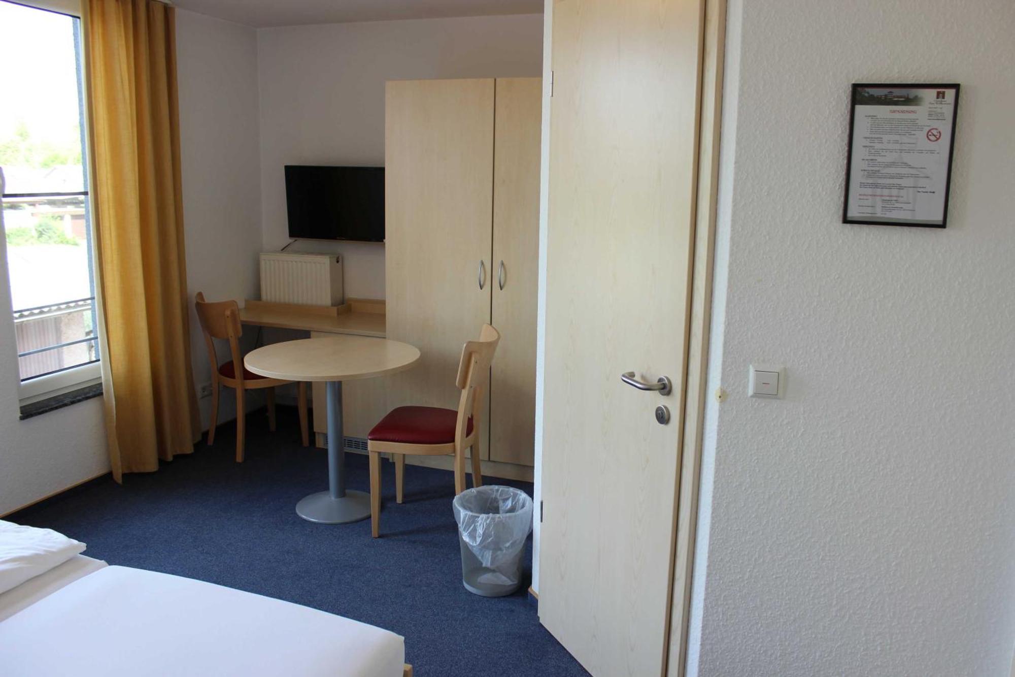 Gaestehaus Zum Wolffenturm Lehrensteinsfeld Pokój zdjęcie